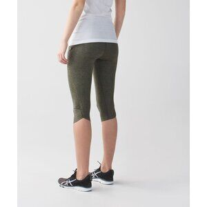 Lululemon Run Top Speed Crop Dottie Dash Fatigue Green Black Leggings Size 6